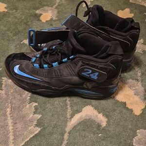 Nike Black and Blue Men's Sneakers